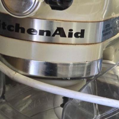 #8108 • KitchenAid Mixer with Royal Baking Powder
