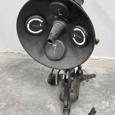 #2528 • American Optical Co Wellsworth One Position Opthalmometer
