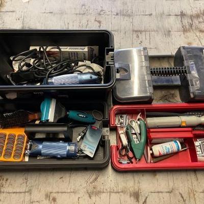 #8230 • Organizer Full of Hair Cutting Equipment
