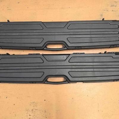 #1756 • (2) Gun Guard Hard Rifle Carses

