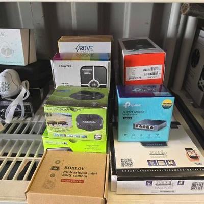 #8038 • Dash Cams, Boblov Body Cam, Piper Home Automation Security Camera, HD Mirror Cameras
