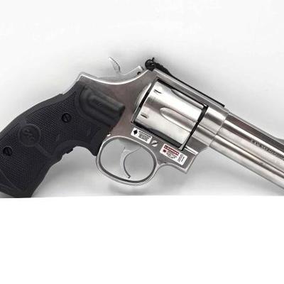 #504 • Smith & Wesson 686-3 .357 Mag Revolver
