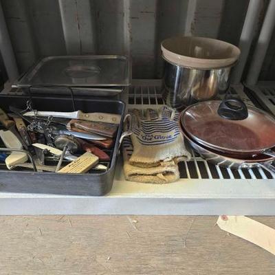 #8072 • Kitchen Utensils
