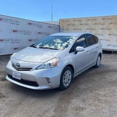 #160 • 2014 Toyota Prius V
