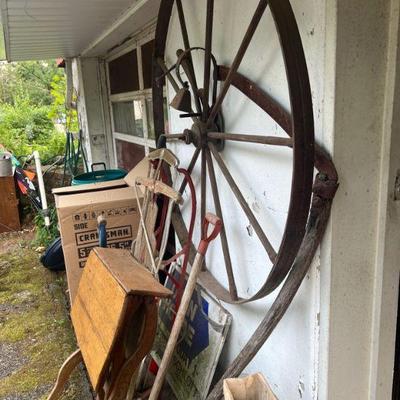 Estate sale photo