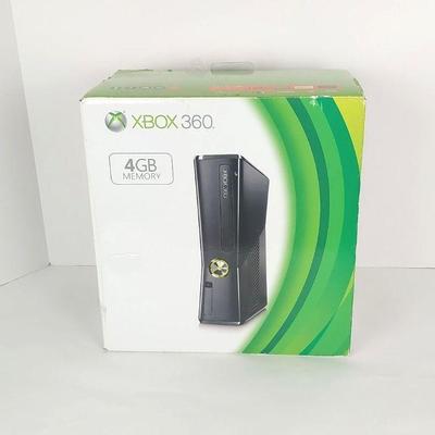 XBOX 360 4GB Open Box