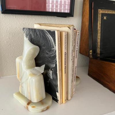 Marble bookends