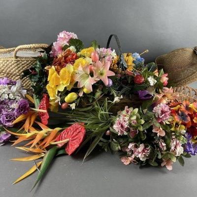 Lot 271 | Vtg Baskets, Artificial Flowers & More!
