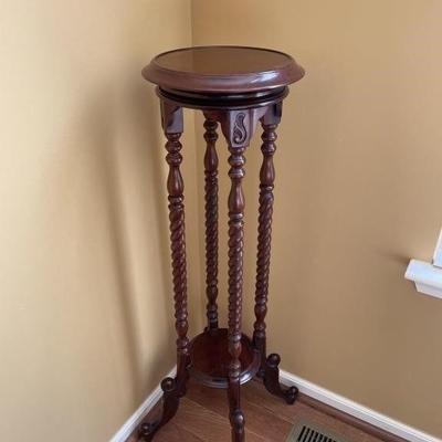 Lot 151 | Vtg Wood Planter Pedestal
