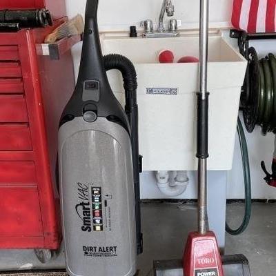 Lot 176 | Toro Power Shovel and Eureka SmartVac
