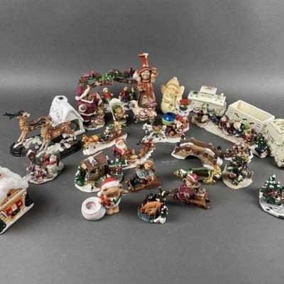Lot 245 | Vtg Christmas Figurines, Decor & More!
