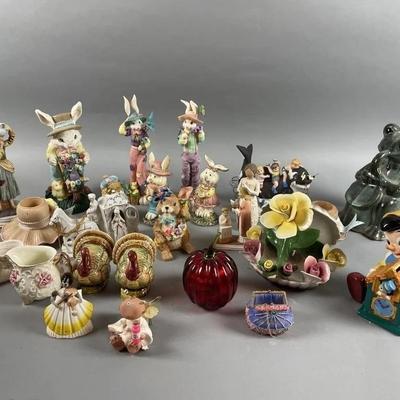 Lot 248 | Contents On Table
