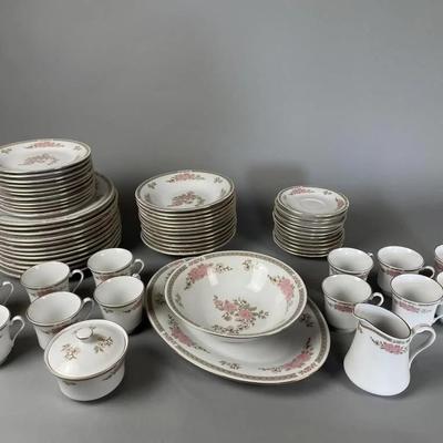 Lot 47 | Fairfield Fine China
