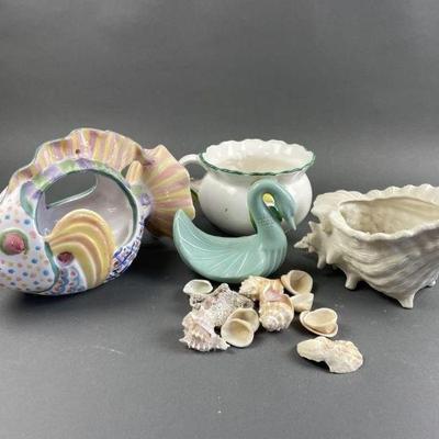 Lot 129 | Vtg Colorful Planter Fish, Sea Shells & More!
