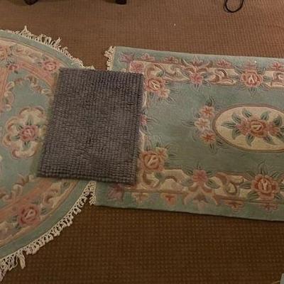 Lot 139 | Floor Rugs and Bath Mat
