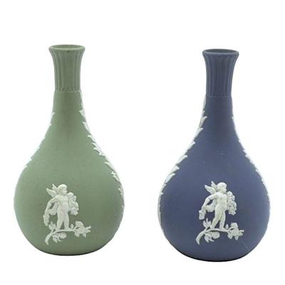 WEDGWOOD NEOCLASSICAL DARK BLUE AND SAGE GREEN BUD VASES
