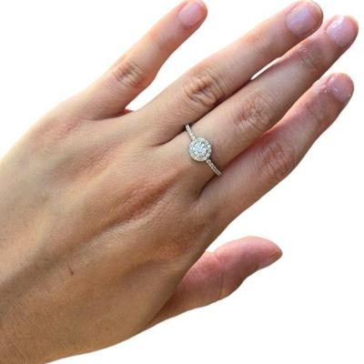 14K WHITE GOLD DIAMOND HALO RING SZ 7.5