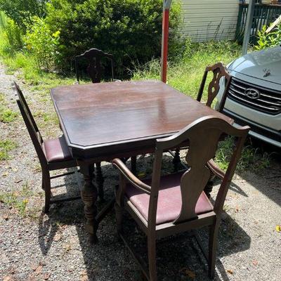 Estate sale photo