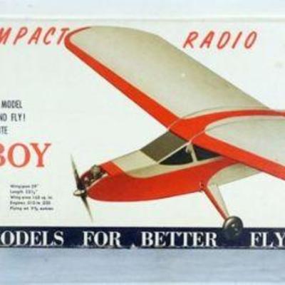 1100	VINTAGE WOOD MODEL AIRPLANE KIT, TOP FLITE *SCHOOL BOY* R/C AIRPLANE
