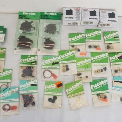 1253	VINTAGE MODEL AIRPLANE PARTS, NEW OLD STOCK FUTABA SERVOS, GEARS & WIRES, ETC
