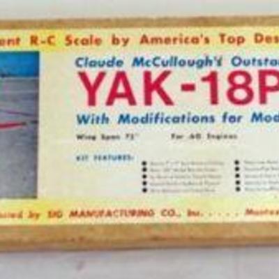 1157	VINTAGE WOOD MODEL AIRPLANE KIT, SIG MFG. CO. *YAK -18P* R/C AIRPLANE
