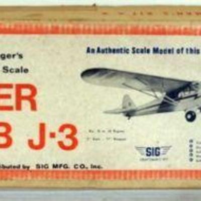 1128	VINTAGE WOOD MODEL AIRPLANE KIT, SIG MFG. CO. *PIPER CUB J-3* R/C AIRPLANE

