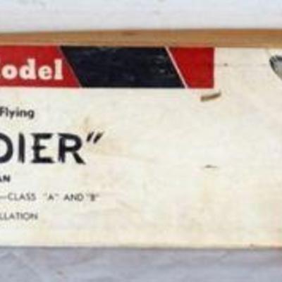 1010	VINTAGE WOOD MODEL AIRPLANE KIT, BERKELEY AS MODEL  *SUPER-BRIGADIER*
