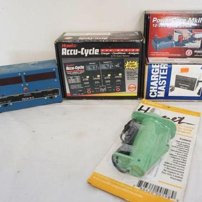 1290	VINTAGE MODEL AIRPLANE LOT BATTERY CHARGERS HORNET STARTER, ETC
