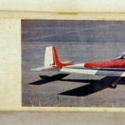 1154	VINTAGE WOOD MODEL AIRPLANE KIT, PECK POLYMERS *PEANUT PEOPLE MINI BELL* R/C AIRPLANE
