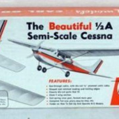 1076	VINTAGE WOOD MODEL AIRPLANE KIT, CARL GOLDBERG MODELS *CESSNA SKYLANE* R/C AIRPLANE KIT SEALED
