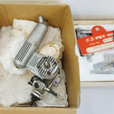1297	VINTAGE MODEL AIRPLANE 2 GAS ENGINES O.S. MAX & PET 32, SX-H & 099 R/C
