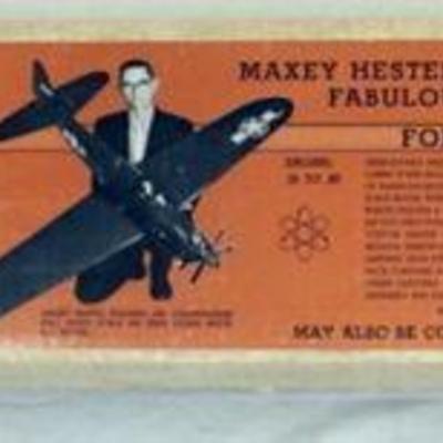 1024	VINTAGE WOOD MODEL AIRPLANE KIT, STERLING MODELS MAXEY HESTERS FABULOUS *P63 KING COBRA*
