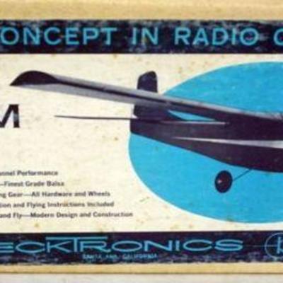 1107	VINTAGE WOOD MODEL AIRPLANE KIT, ECKTRONICS *THE FREEDOM 7* R/C AIRPLANE
