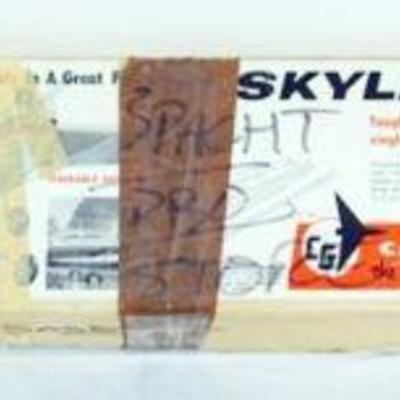 1041	VINTAGE WOOD MODEL AIRPLANE KIT, CARL GOLDBERG MODELS *SKYLANE 62*
