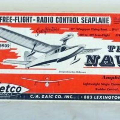 1007	VINTAGE WOOD MODEL AIRPLANE KIT, JET CO MODELS *THE NAVIGATOR* AMPHIBIOUS FLYING BOAT

