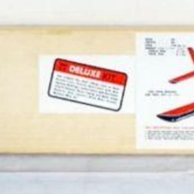 1063	VINTAGE WOOD MODEL AIRPLANE KIT, CARL GOLDBERG MODELS *SKYLARK*
