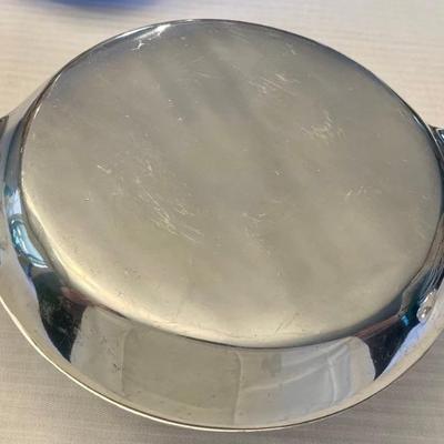 Nambe No. 20 Lidded Casserole With Booklet