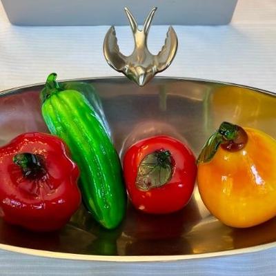 Vintage India Oval Silver Tone Bowl With Bird With (4) Pieces Of Art Glass Fruit And Veggies