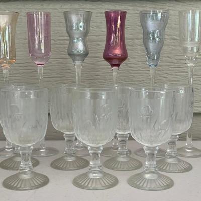 (6) Colored Stemmed Aperitif Glasses And (7) Small Clear Herringbone Goblets