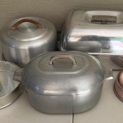 Vintage Cooking - Wagner Ware, Magnalite Lidded Roaster, Cake Pans, Supreme Aluminum Roster, Etc. 