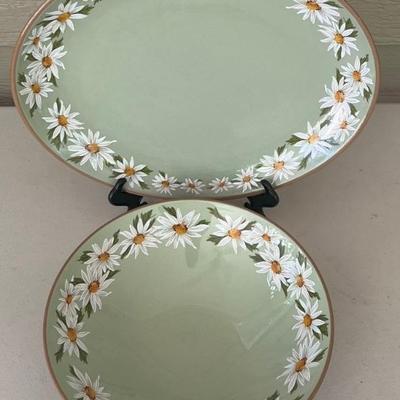 Taylor Smith & Taylor Co. Lazy Daisy Ceramic Ironware Serving Platter And Bowl