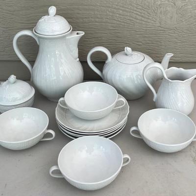 Lorenz Hutschen Reuther Germany Dresden Tea And Coffee For Four People