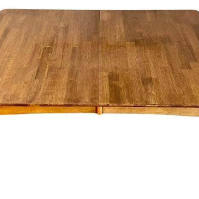 Hardwood Dining Room Table With Built In Butterfly Leaf 