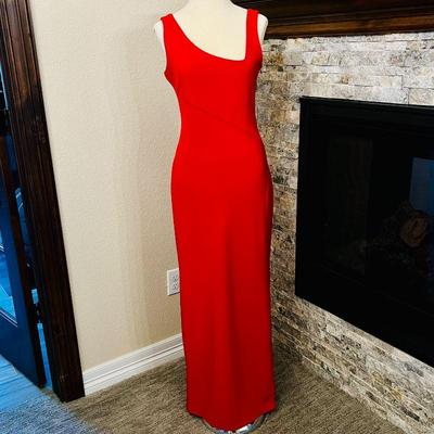Red Evening Dress - Kenar, Size 8, Stunning Modern Design with Side Slit