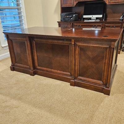  Large Executive Desk in Cherry Tones - Lots of Storage for Files & Supplies - Comes with Key