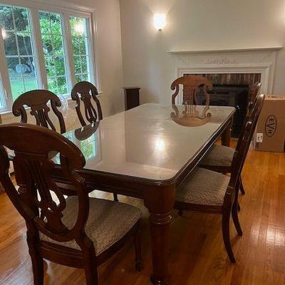 Lovely dining room with 2 buffets and harp chairs excellent condition see other photos