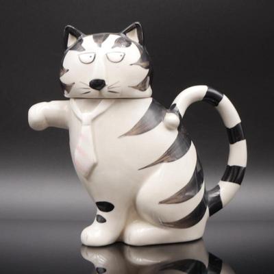 Vintage Takahashi Tom Cat Tea Pot with Lid