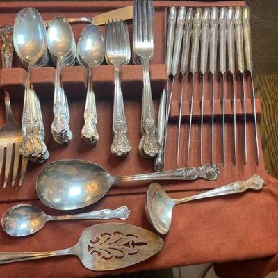 WM ROGERS SILVERPLATE