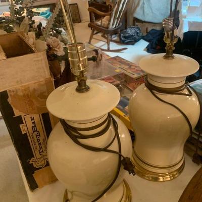 Several sets of lamps in this sale