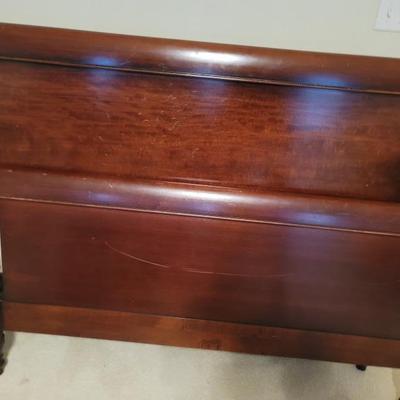 $199-mahogany full size bed 